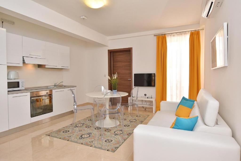The Caves Apartments سانت جوليان المظهر الخارجي الصورة